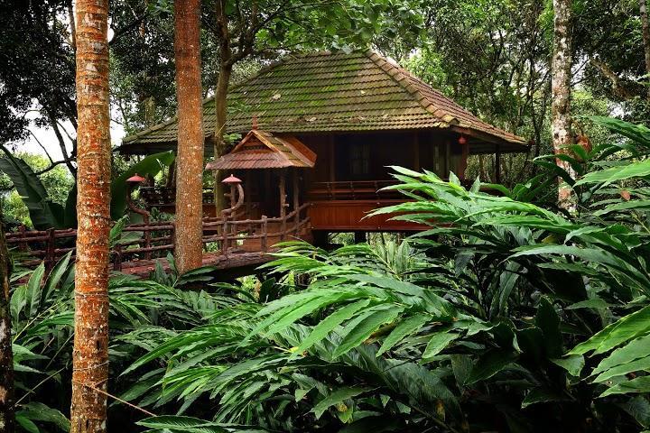 Kalppavanam Heritage Resort Thekkady Exterior foto